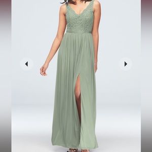 LACE AND CHIFFON BRIDESMAID DRESS DUSTY SAGE SZ 2 Davids Bridal